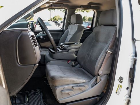 Used 2016 Chevrolet Silverado 1500 Custom w/ Custom Convenience Package RWD image 28