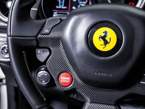 Used 2015 Ferrari California T image 29