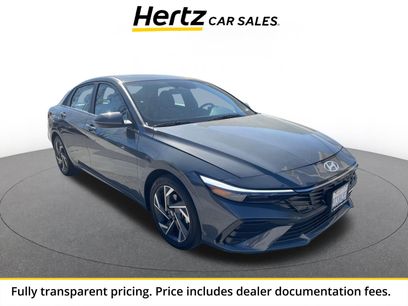 Used 2025 Hyundai Elantra Limited