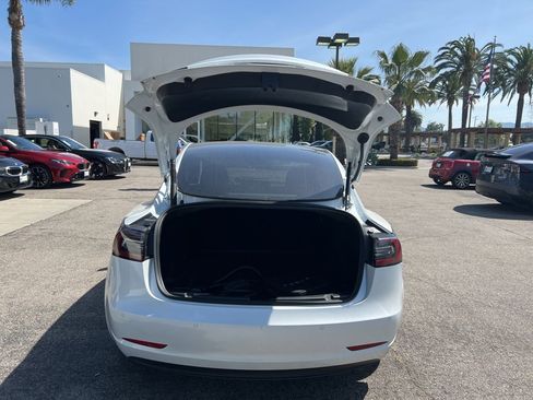Used 2022 Tesla Model 3 Long Range image 8