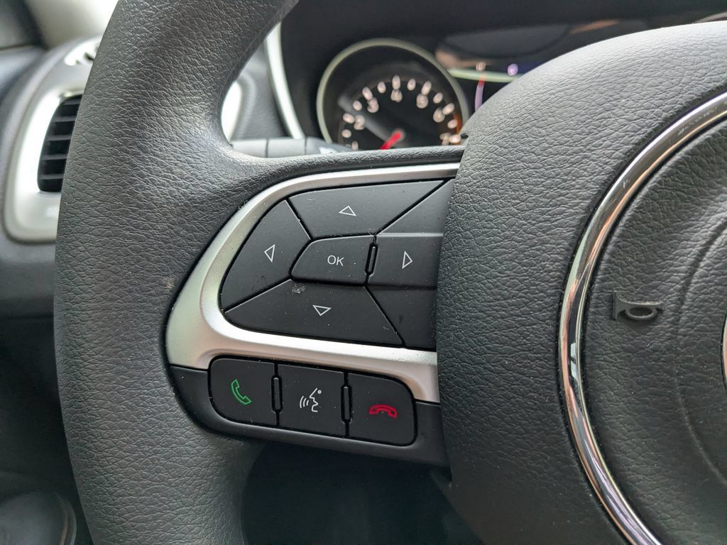 Used 2020 Jeep Compass Sport AWD/4WD image 18