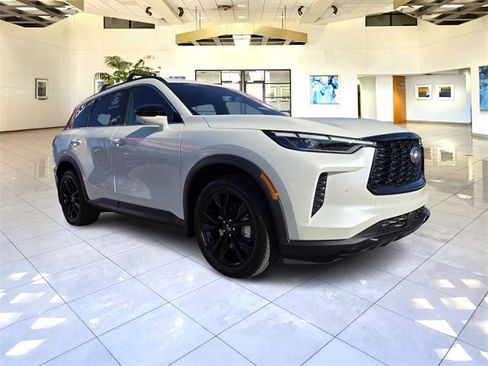 Certified 2025 INFINITI QX60 Luxe w/ Black Edition image 1