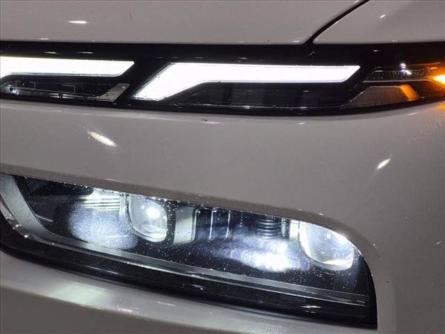 Used 2023 BMW X7 xDrive40i AWD/4WD image 8