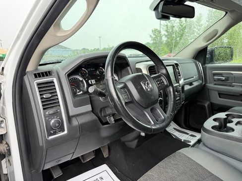Used 2019 RAM 1500 Big Horn AWD/4WD image 20