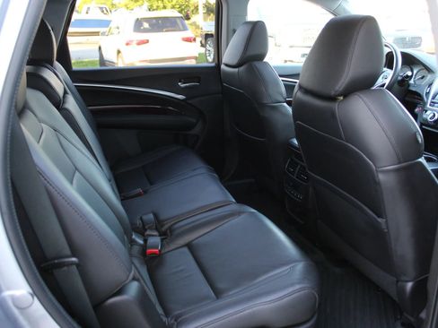 Used 2016 Acura MDX SH-AWD image 25