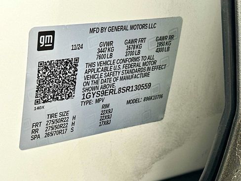 Used 2025 Cadillac Escalade Sport w/ LPO, Floor Liner Package AWD/4WD image 36