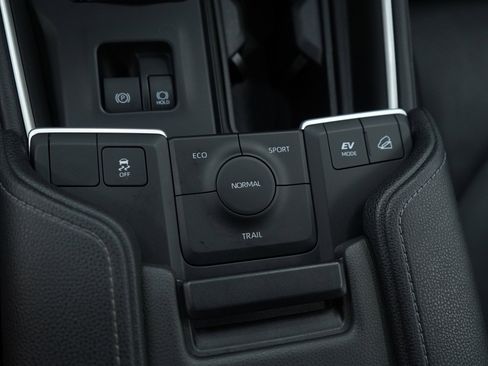 Used 2025 Toyota Grand Highlander AWD Hybrid image 27