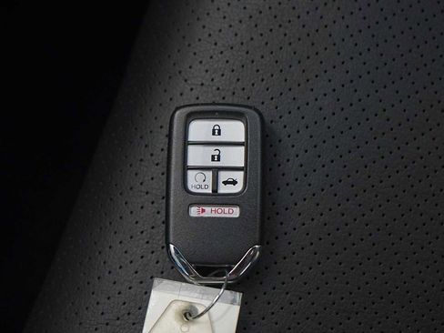 Used 2017 Honda Accord EX-L image 28