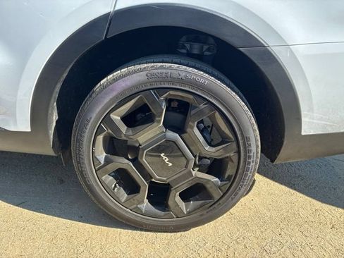 Certified 2024 Kia Sorento SX Prestige AWD/4WD image 5