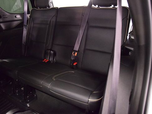 Used 2021 GMC Yukon SLT w/ SLT Premium Package image 33