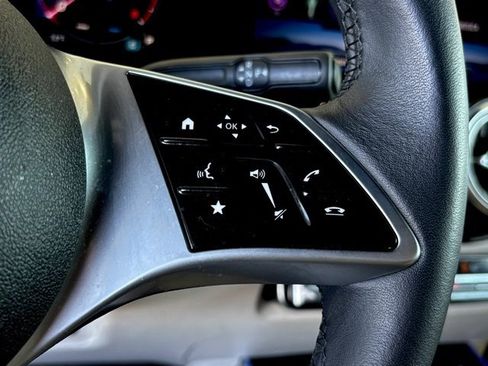 Certified 2025 Mercedes-Benz GLB 250 image 19