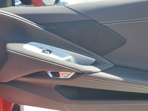 Used 2025 Chevrolet Corvette Z06 image 28