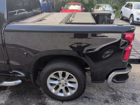 Used 2020 Chevrolet Silverado 1500 LTZ AWD/4WD image 39
