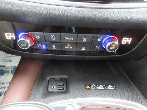 Used 2021 Buick Enclave Avenir w/ Avenir Technology Package FWD image 20