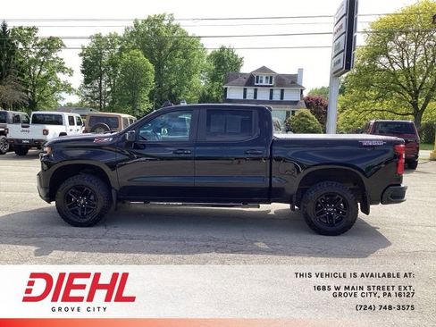 Used 2021 Chevrolet Silverado 1500 LT Trail Boss w/ Convenience Package II AWD/4WD image 4