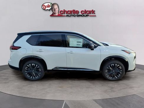New 2026 Nissan Rogue Platinum AWD/4WD image 6