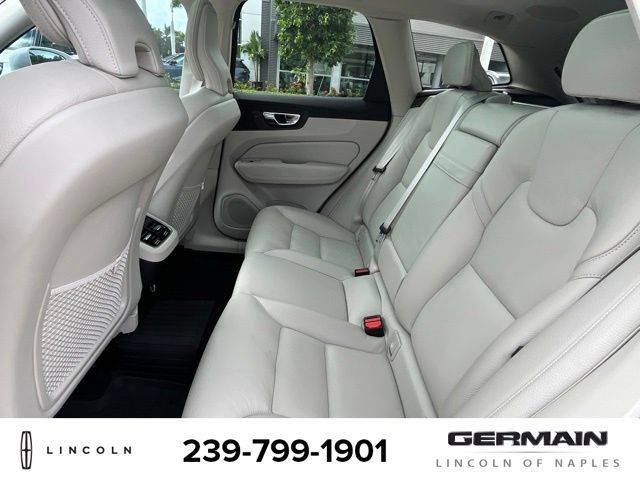 Used 2019 Volvo XC60 T6 Inscription w/ Protection Package Premier AWD/4WD image 16