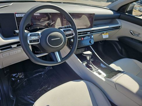 New 2026 Hyundai Tucson SEL image 16