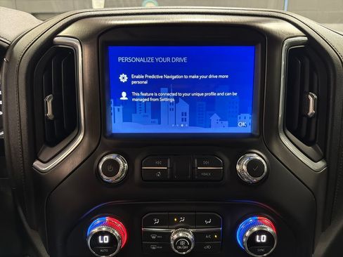 Used 2021 GMC Sierra 1500 AT4 w/ AT4 Premium Package AWD/4WD image 9