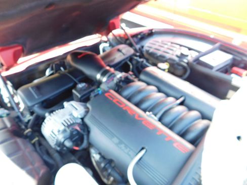 Used 2004 Chevrolet Corvette Base w/ Roof Package image 13