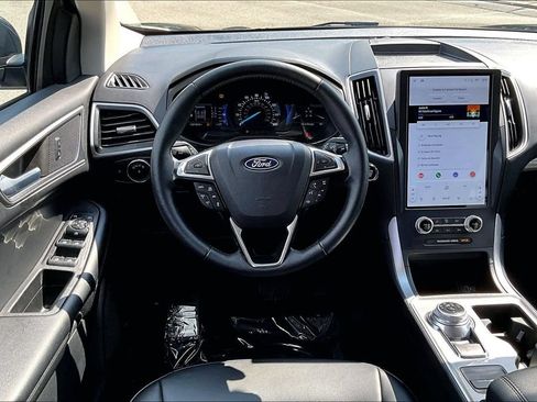 Used 2023 Ford Edge SEL w/ Convenience Package AWD/4WD image 5