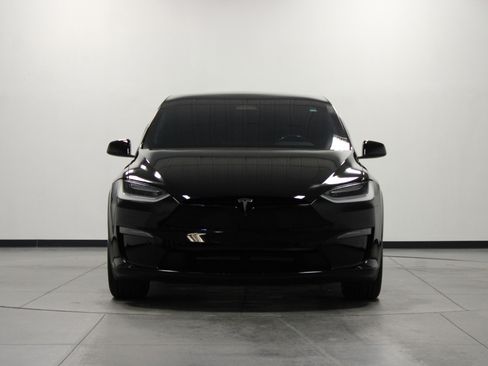 Used 2022 Tesla Model X Plaid image 9