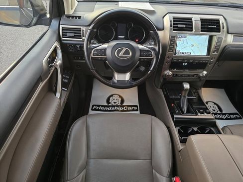 Used 2021 Lexus GX 460 Premium image 3