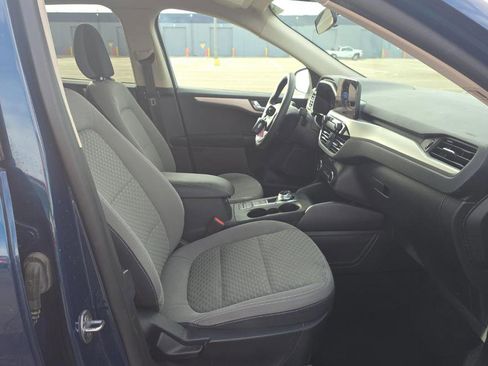 Used 2020 Ford Escape SE image 7
