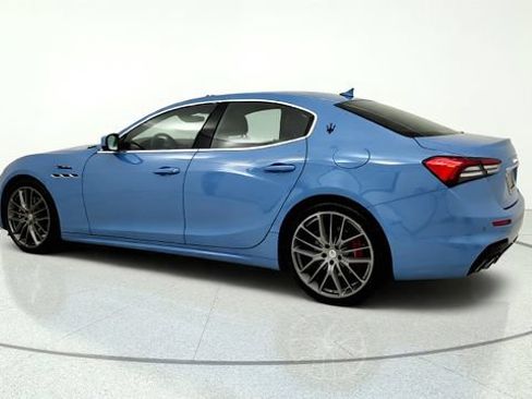 Used 2022 Maserati Ghibli Modena RWD image 6