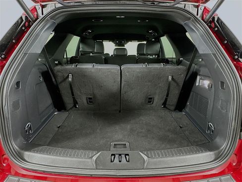 Used 2025 Ford Explorer ST-Line w/ ST-Line Street Pack image 27