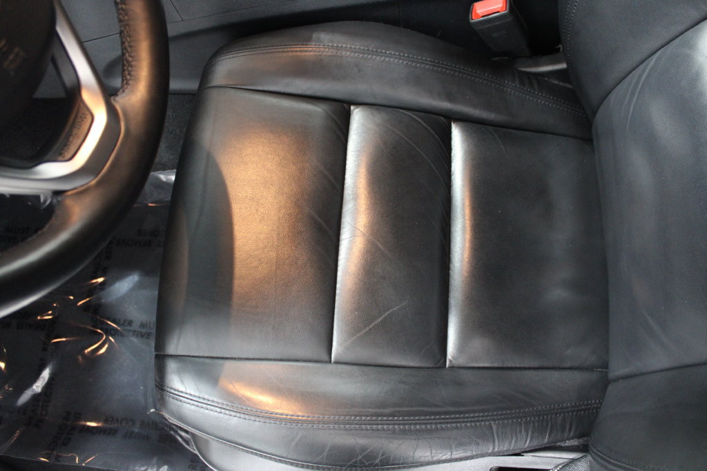 Used 2019 Jeep Grand Cherokee Limited AWD/4WD image 12