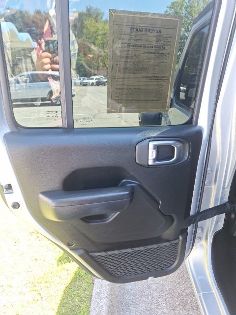 Used 2022 Jeep Wrangler Unlimited Sport AWD/4WD image 21