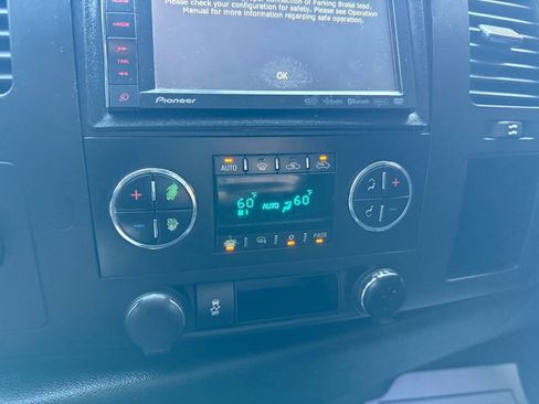 Used 2013 GMC Sierra 1500 SLE w/ Power Tech Package image 27