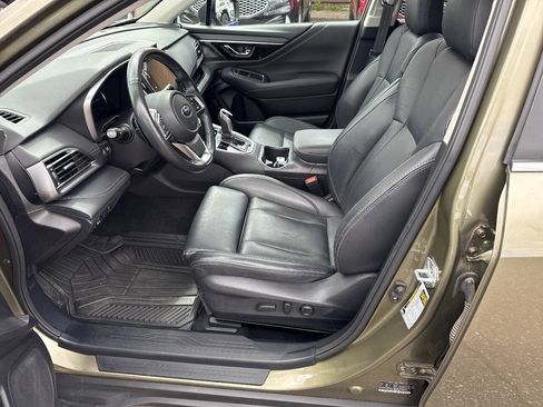 Used 2023 Subaru Outback Limited AWD/4WD image 29