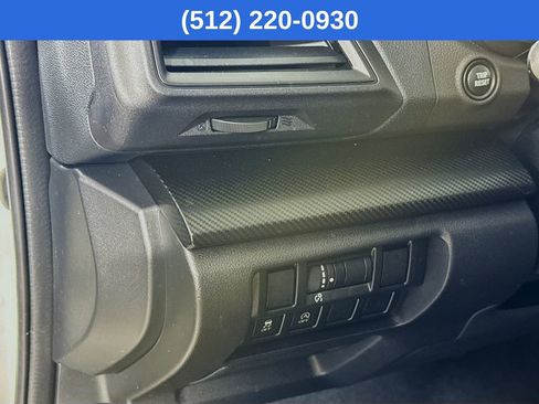 Certified 2022 Subaru Crosstrek 2.0i Premium w/ Popular Package #4 AWD/4WD image 11