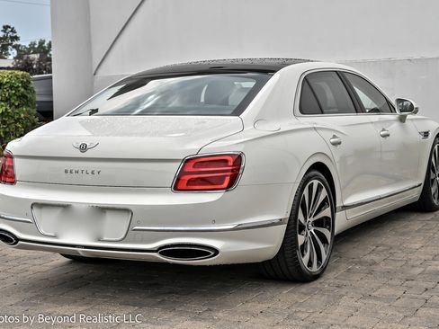 New 2026 Bentley Flying Spur Plug-In Hybrid image 7