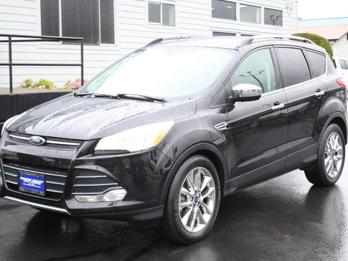 Used 2015 Ford Escape SE w/ SE Chrome Package AWD/4WD image 2