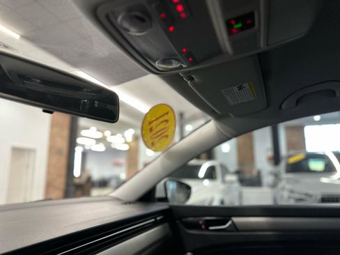 Used 2021 Volkswagen Passat 2.0T S image 31