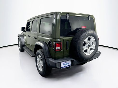 Used 2021 Jeep Wrangler Sport S w/ Sun And Sound Package image 7
