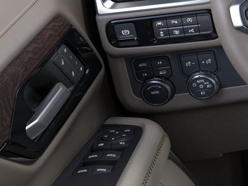 New 2026 GMC Yukon Denali w/ Sun & Power Step Package AWD/4WD image 46