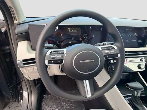 New 2026 Hyundai Tucson SEL image 11