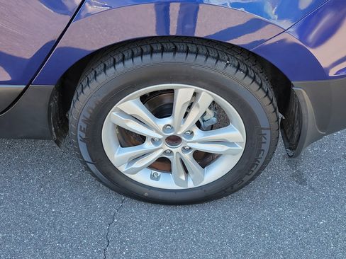 Used 2012 Hyundai Tucson GLS image 36