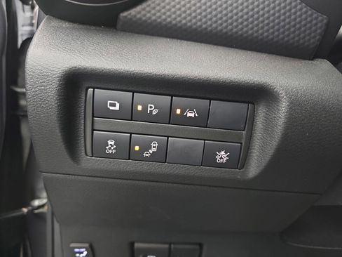 Used 2023 Nissan Kicks S w/ Interior Electronics Package FWD image 33