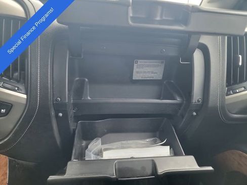 Used 2019 Chevrolet Silverado 2500 High Country w/ Duramax Plus Package image 20