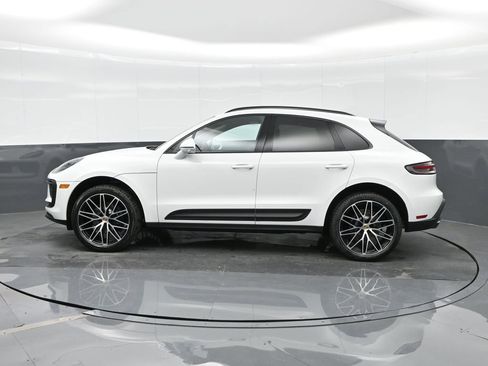 New 2026 Porsche Macan AWD/4WD image 2