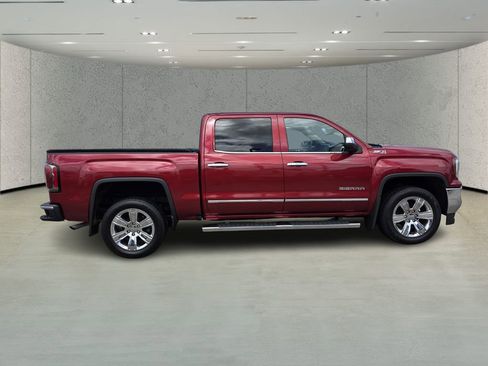 Used 2018 GMC Sierra 1500 SLT image 2