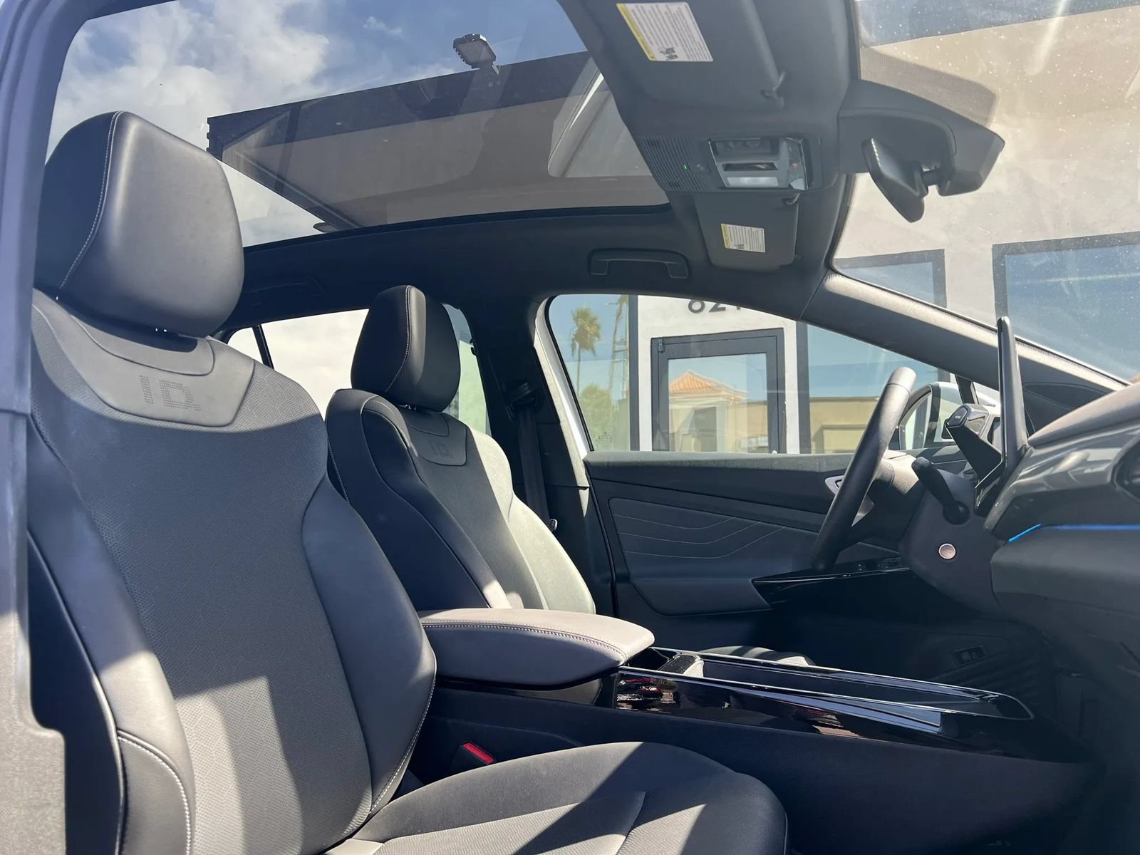 Used 2023 Volkswagen ID.4 Pro S RWD image 27