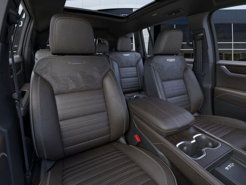 New 2026 GMC Acadia Denali Ultimate image 16