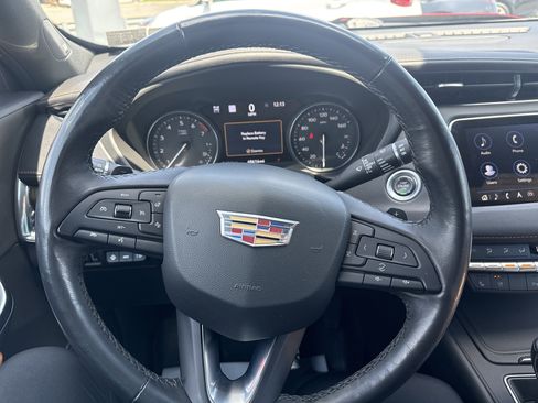 Used 2019 Cadillac XT4 Premium Luxury AWD/4WD image 18