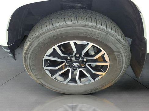 Certified 2021 Toyota Tacoma TRD Sport AWD/4WD image 29